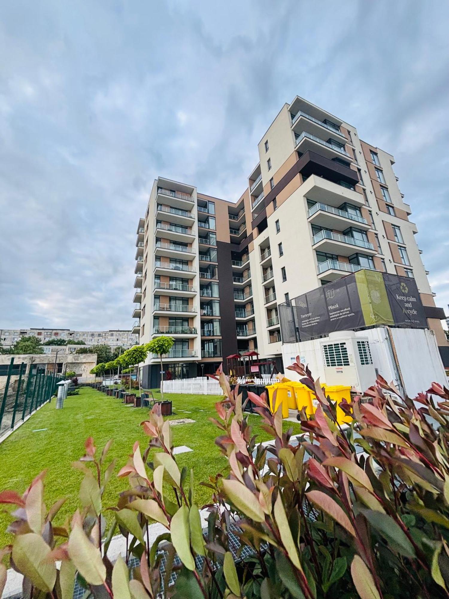 One Apartments Nordone Iulius Town ทิมิชัวรา ภายนอก รูปภาพ
